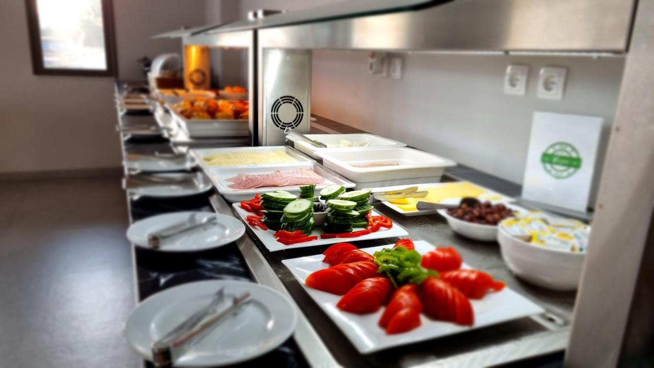 קיסאמוס Sunny Bay Hotel מראה חיצוני תמונה