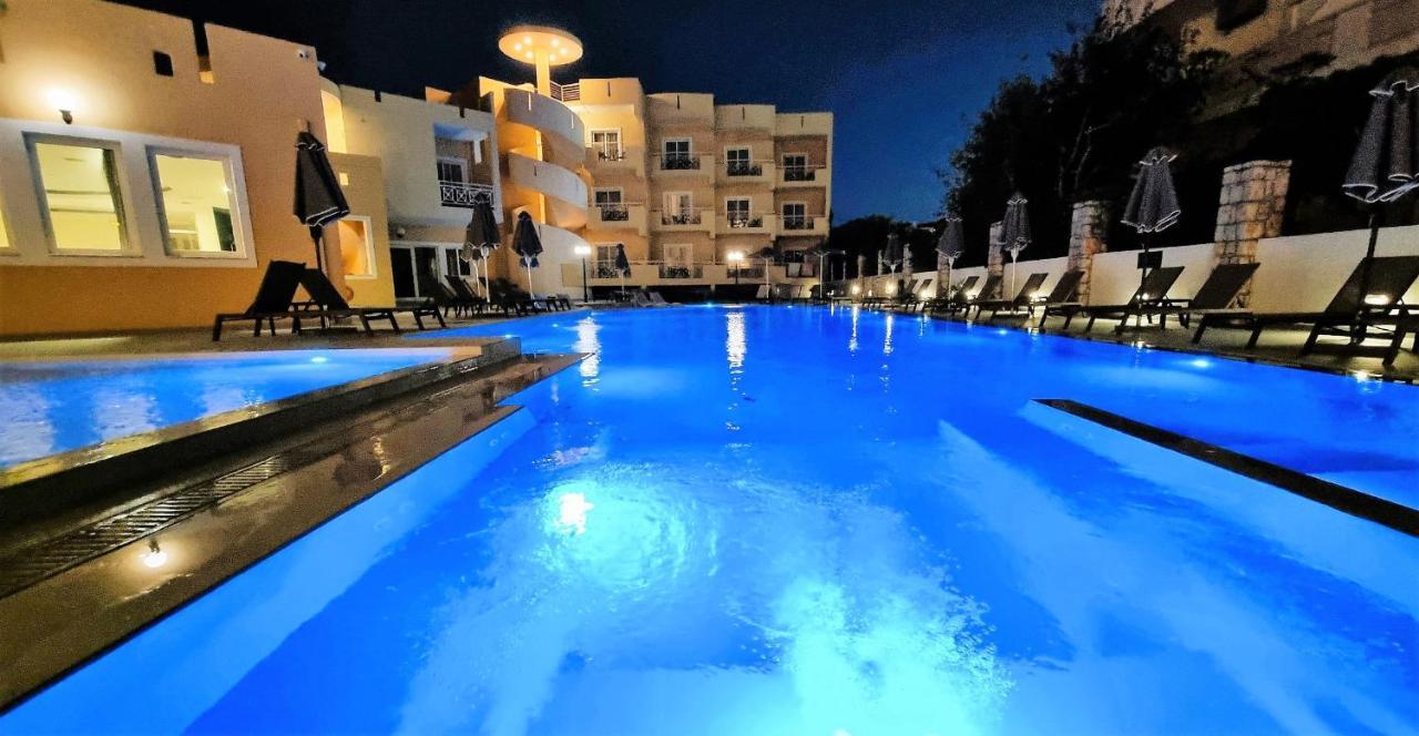 קיסאמוס Sunny Bay Hotel מראה חיצוני תמונה