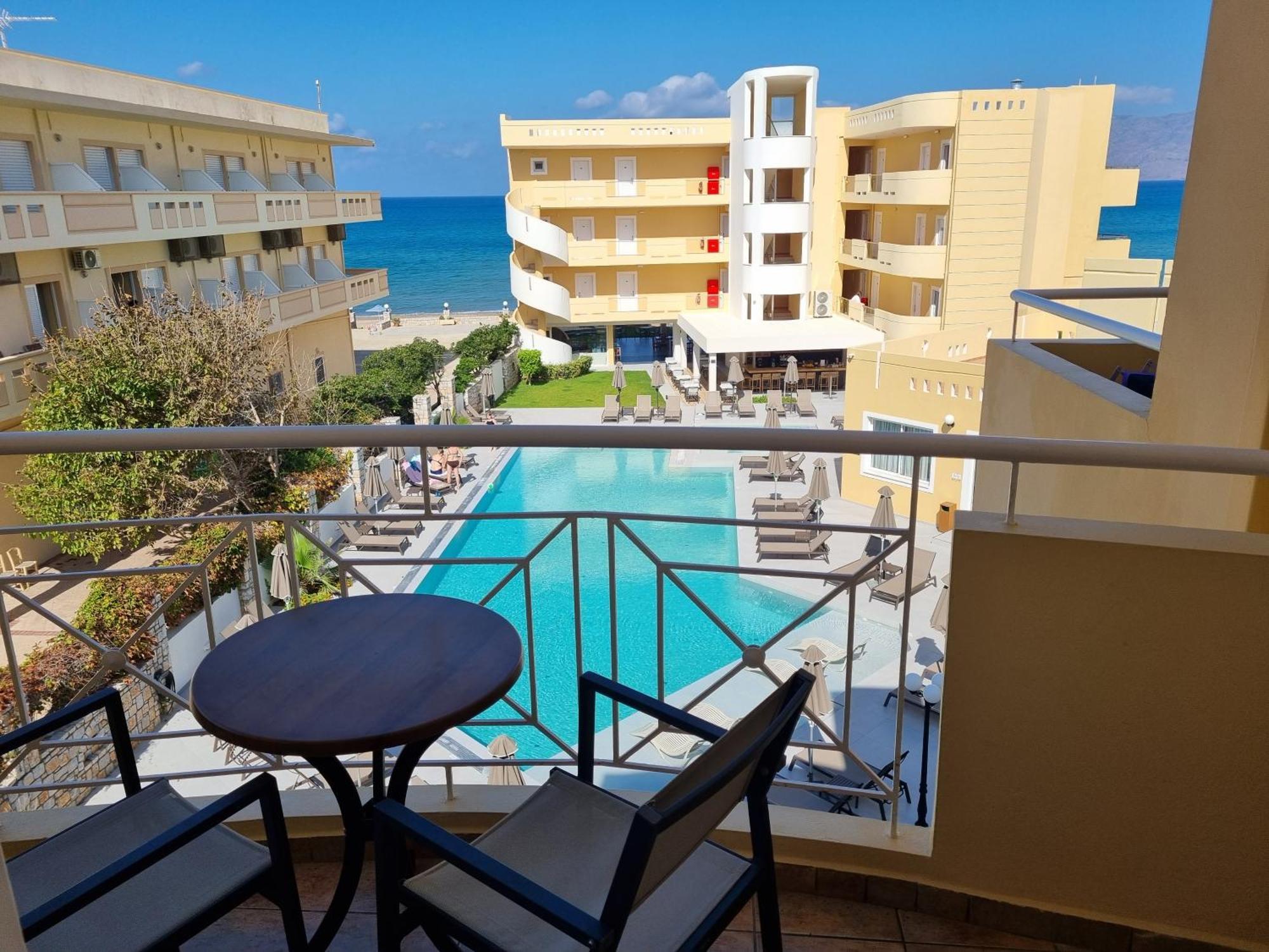 קיסאמוס Sunny Bay Hotel מראה חיצוני תמונה